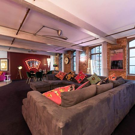 Amazingly Luxurious Loft Apartment, Soho - 3 Bedrooms, 2 Bath & Office London Eksteriør billede