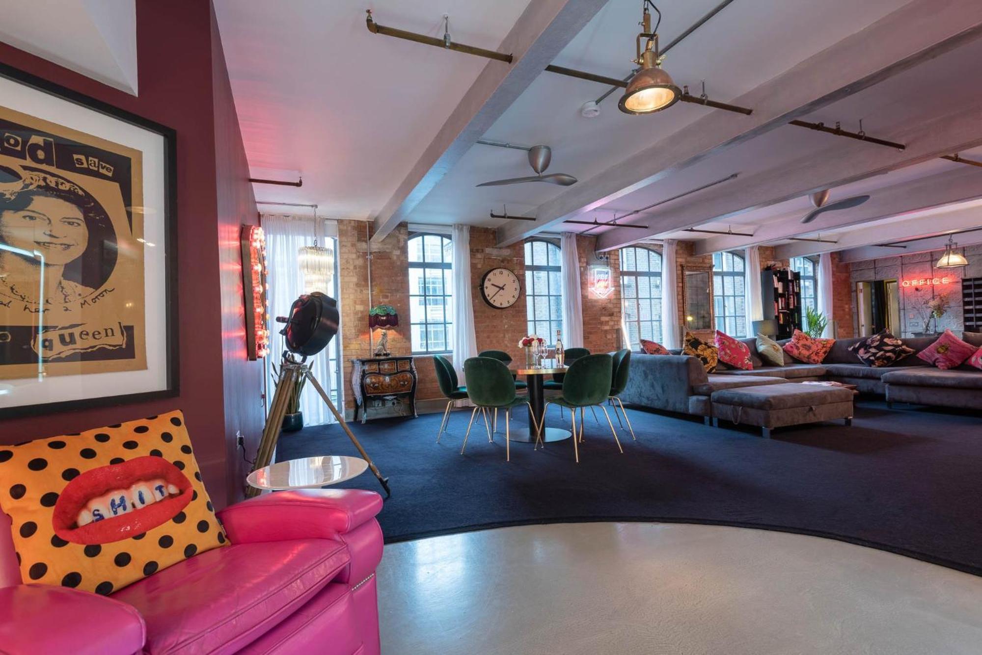 Amazingly Luxurious Loft Apartment, Soho - 3 Bedrooms, 2 Bath & Office London Eksteriør billede