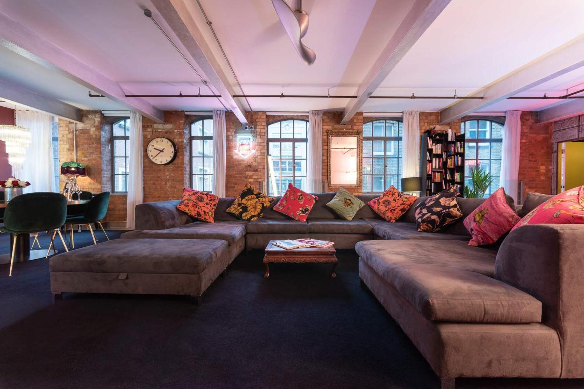 Amazingly Luxurious Loft Apartment, Soho - 3 Bedrooms, 2 Bath & Office London Eksteriør billede