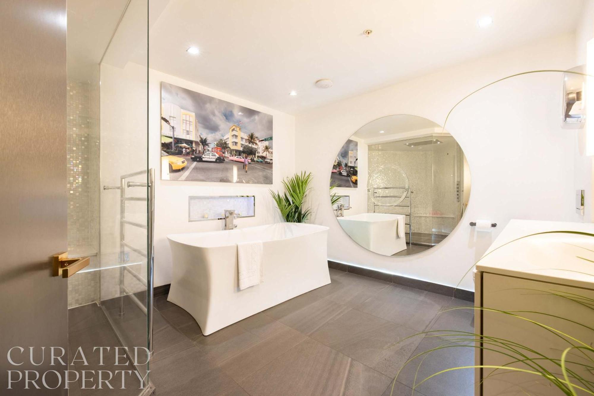 Amazingly Luxurious Loft Apartment, Soho - 3 Bedrooms, 2 Bath & Office London Eksteriør billede