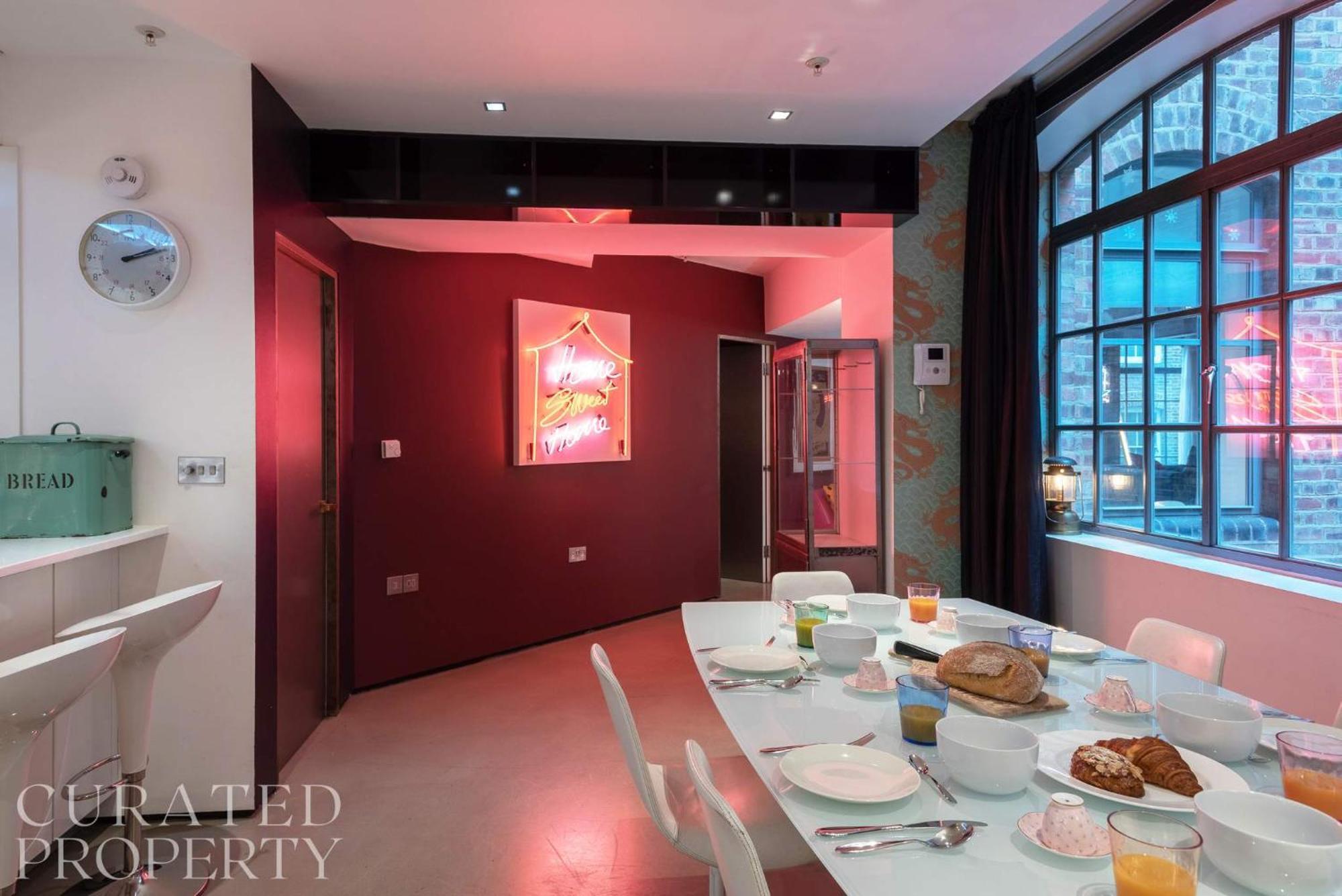 Amazingly Luxurious Loft Apartment, Soho - 3 Bedrooms, 2 Bath & Office London Eksteriør billede