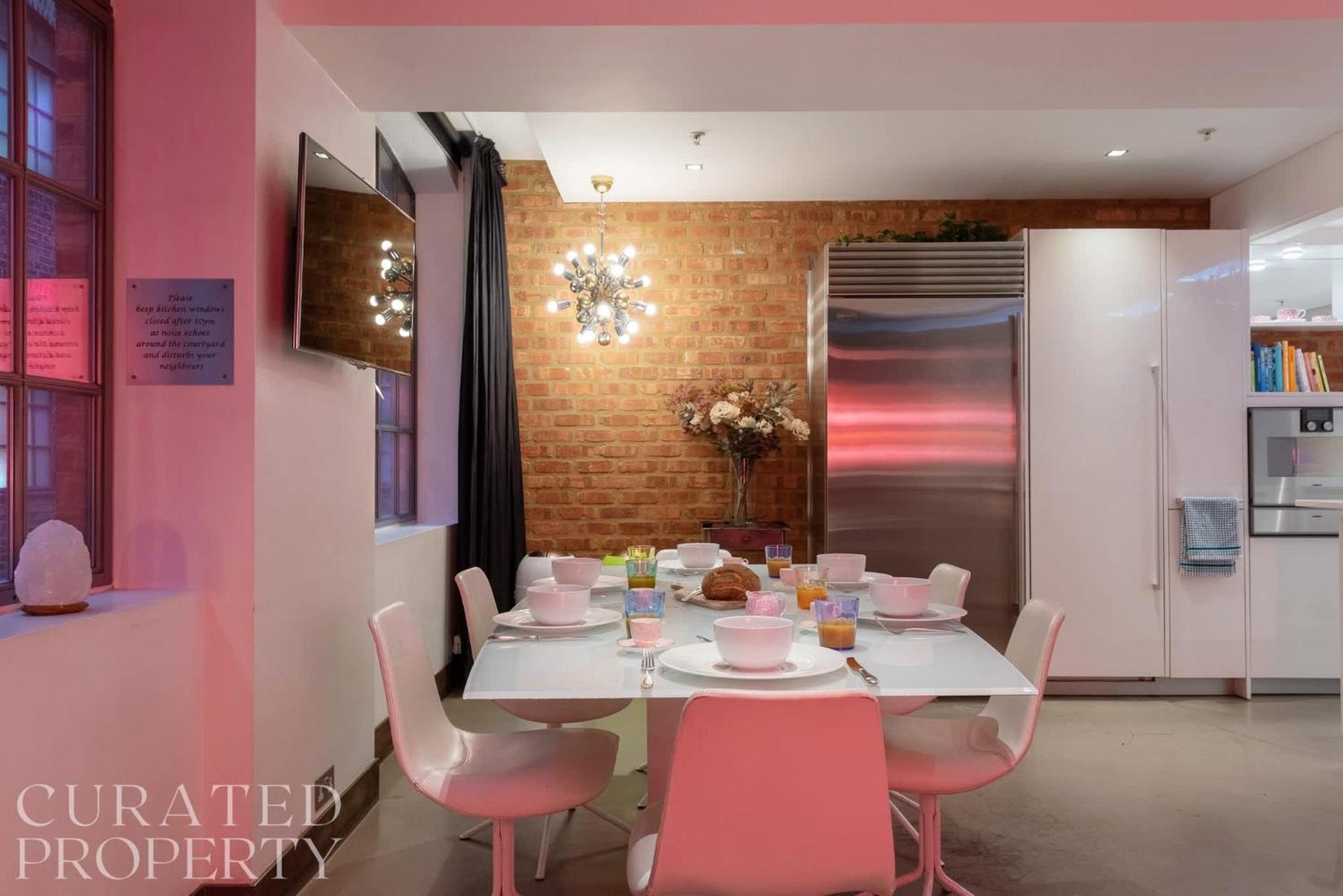 Amazingly Luxurious Loft Apartment, Soho - 3 Bedrooms, 2 Bath & Office London Eksteriør billede