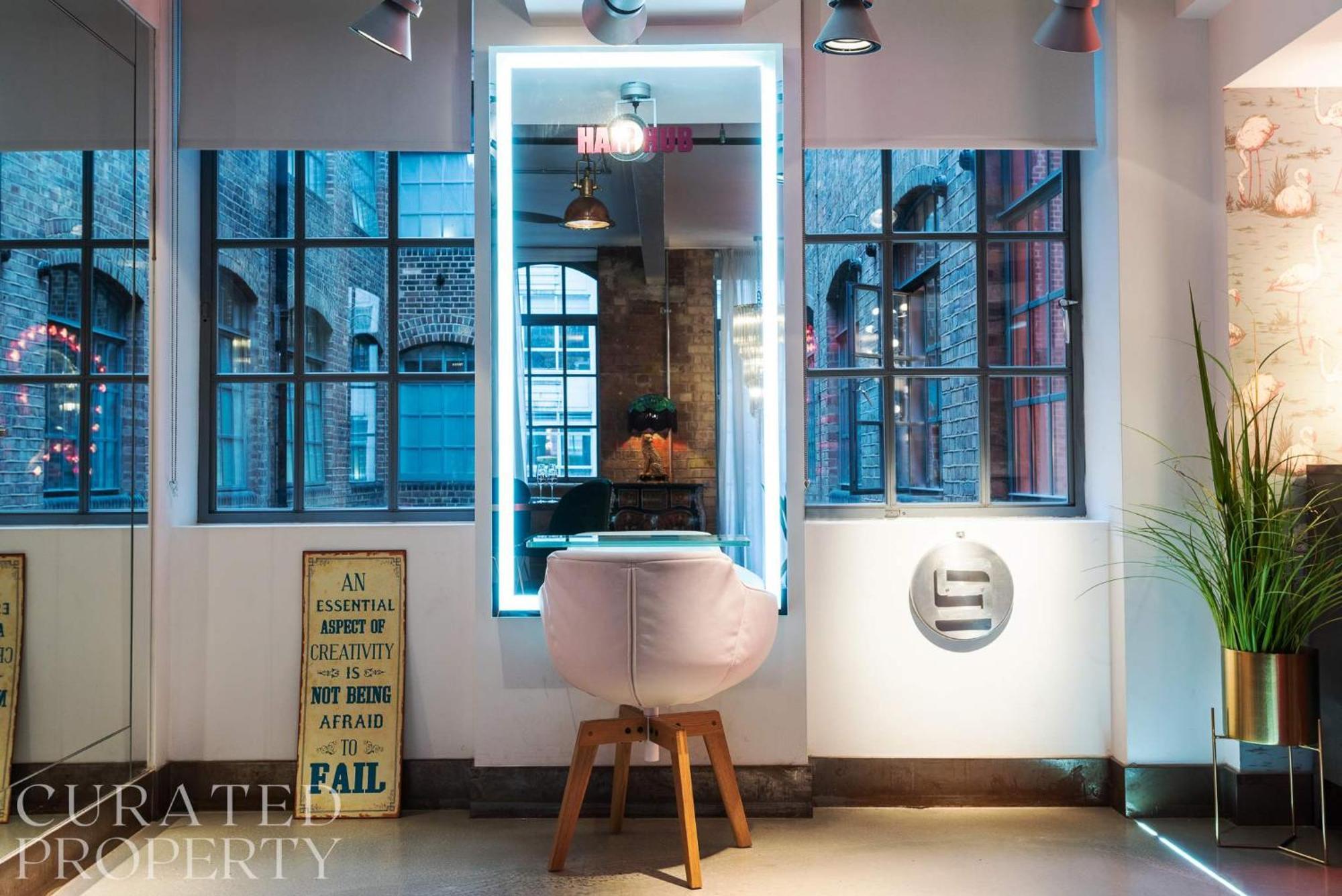 Amazingly Luxurious Loft Apartment, Soho - 3 Bedrooms, 2 Bath & Office London Eksteriør billede